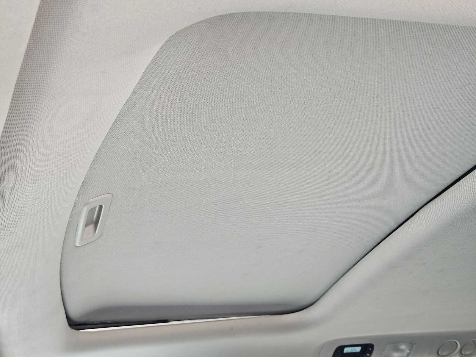 Thumbnail: 2016 Honda Odyssey - 25