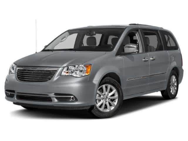 2015 Chrysler Town & Country Limited Platinum photo 3