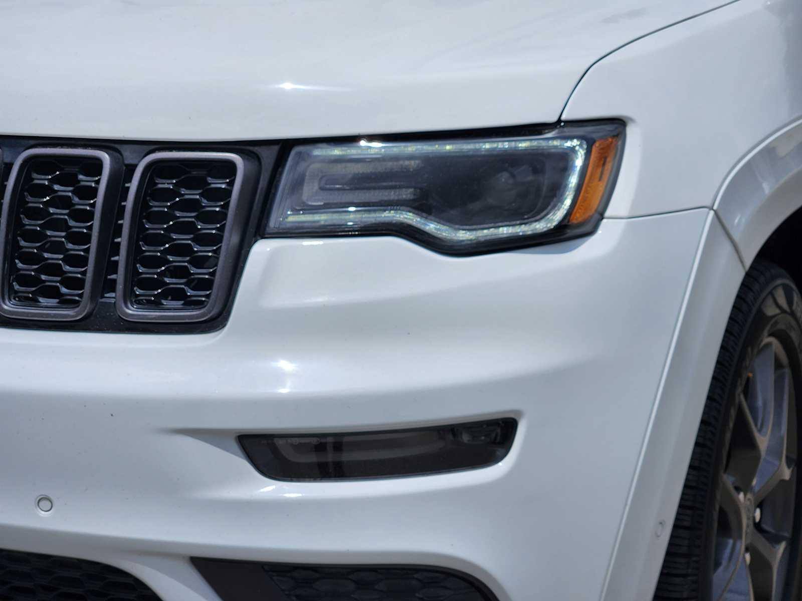 Thumbnail: 2020 Jeep Grand Cherokee - 7