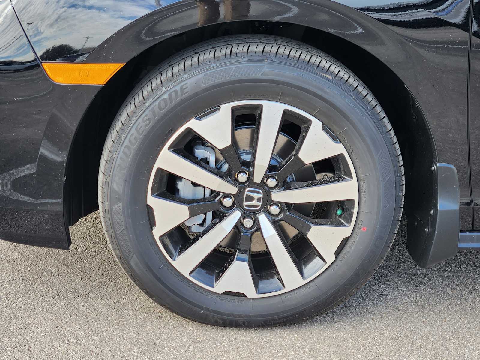 Thumbnail: 2026 Honda Odyssey - 8