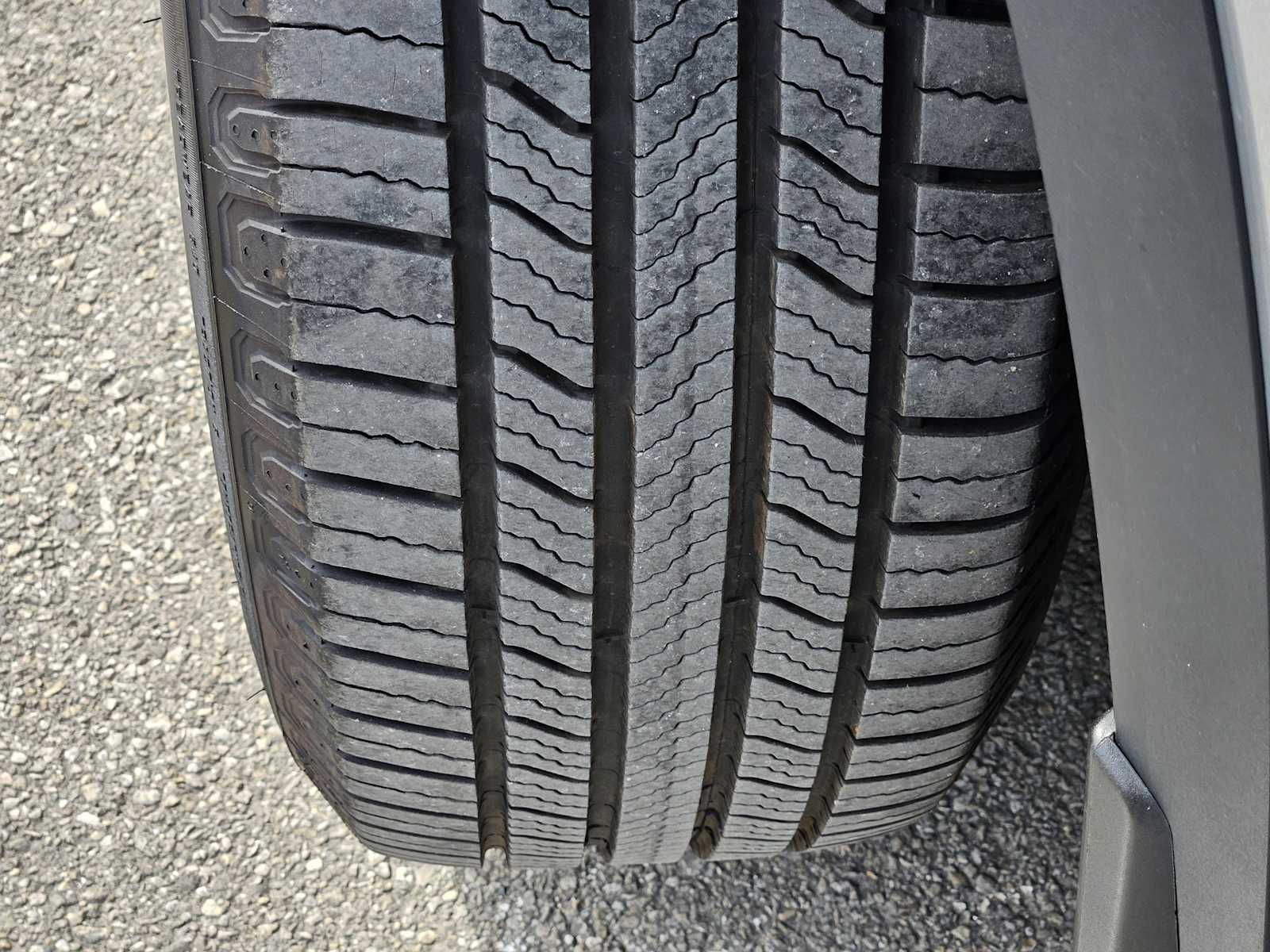 Thumbnail: 2023 Toyota Highlander - 10