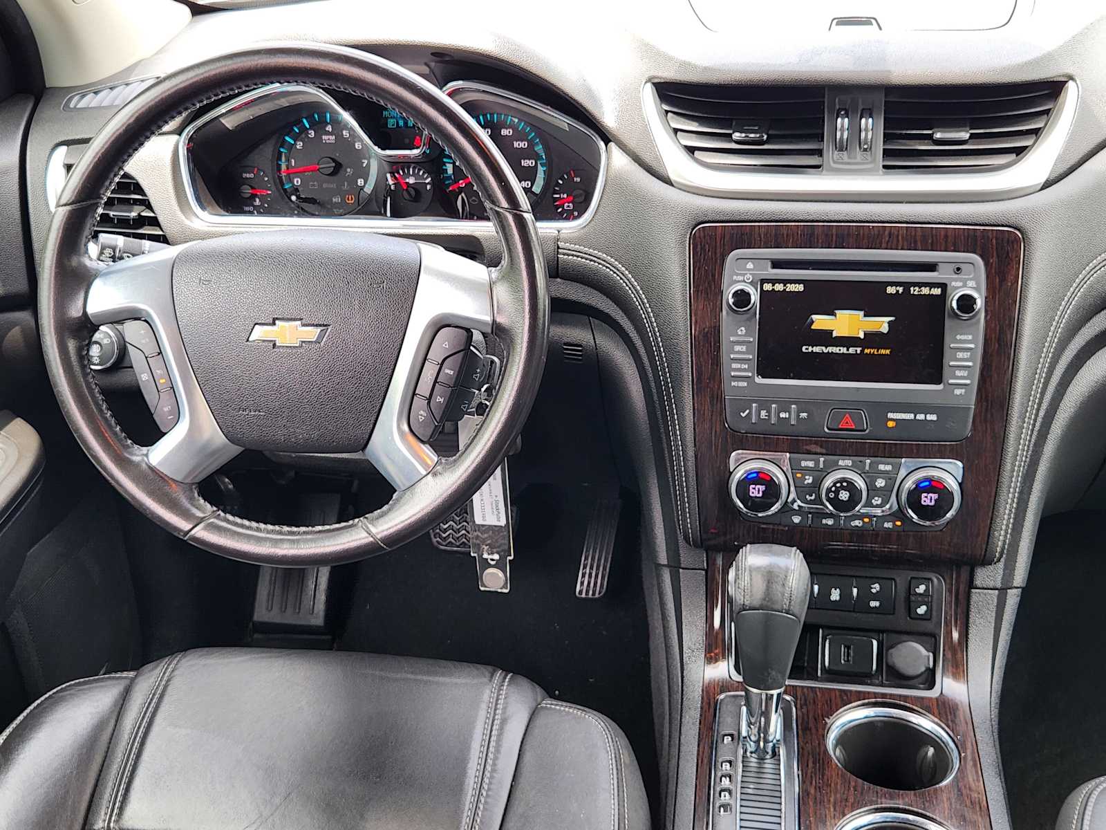 Thumbnail: 2017 Chevrolet Traverse - 26