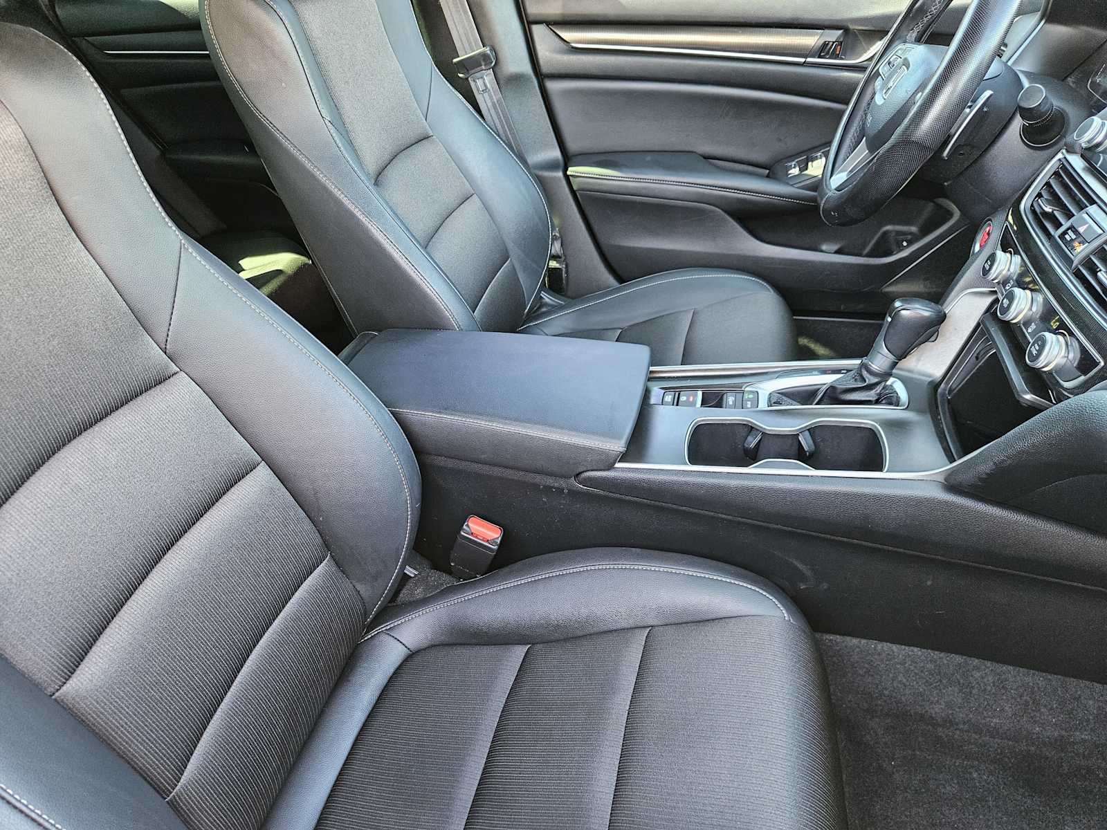 Thumbnail: 2022 Honda Accord - 14