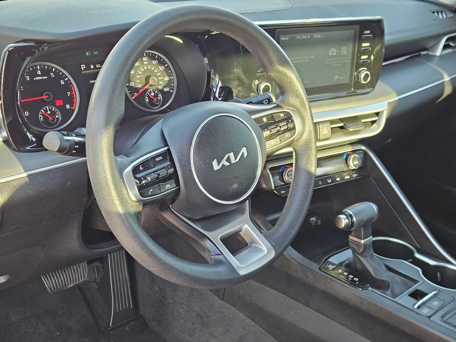 Thumbnail: 2022 Kia K5 - 2