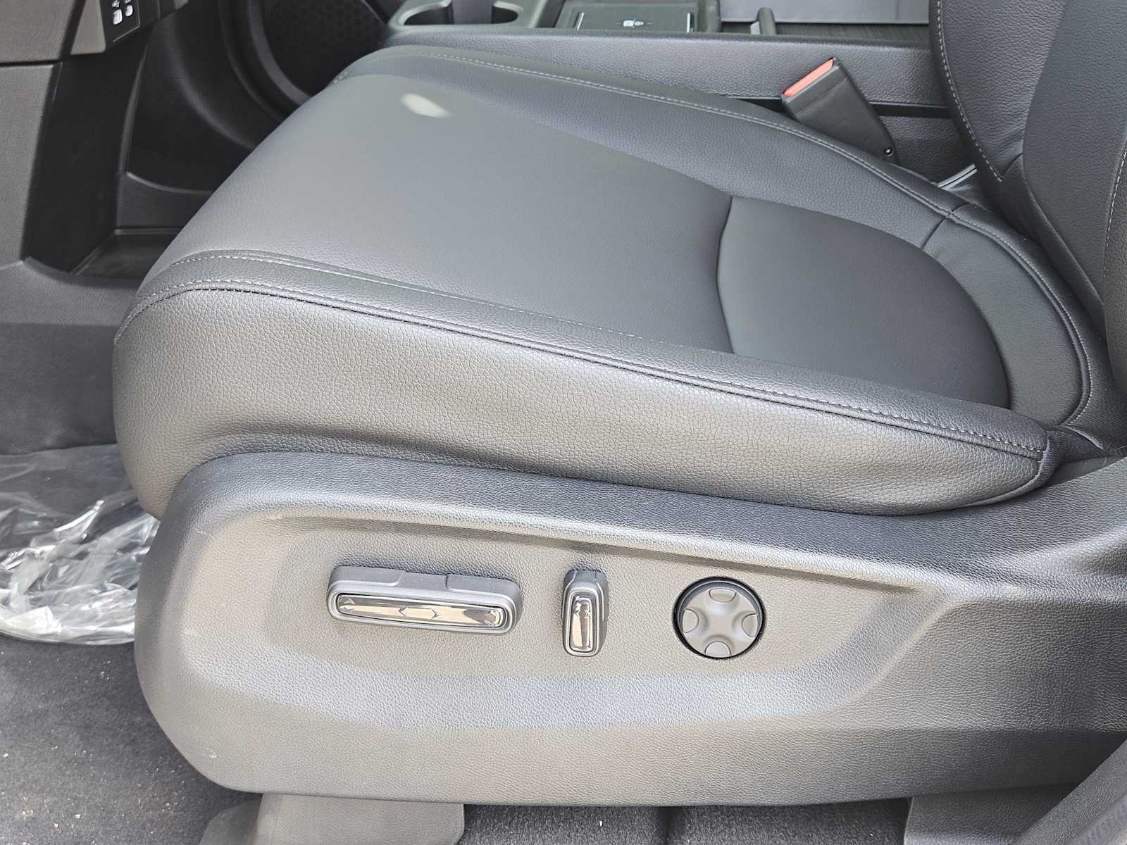 Thumbnail: 2025 Honda Odyssey - 18