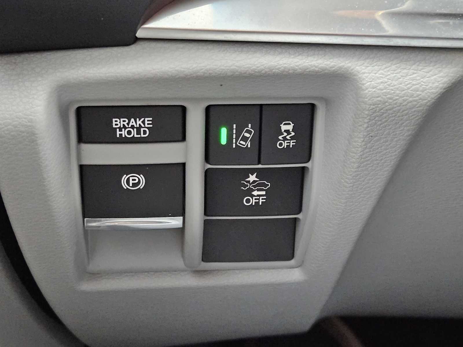 2018 Acura MDX Base 23