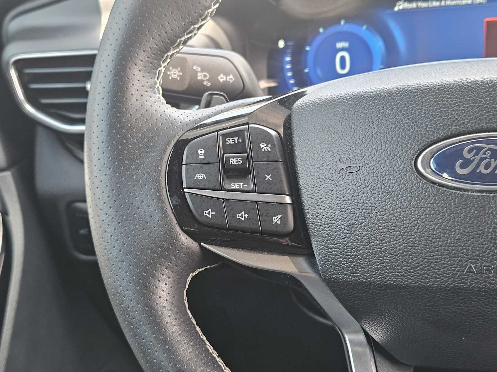 Thumbnail: 2024 Ford Explorer - 27