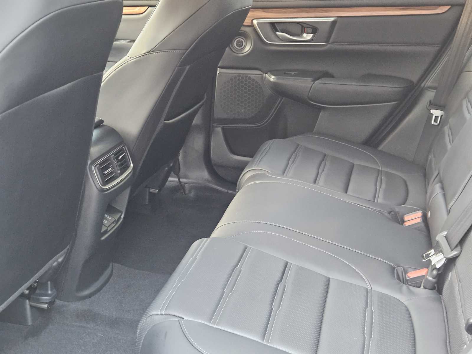 2022 Honda CR-V Touring 30