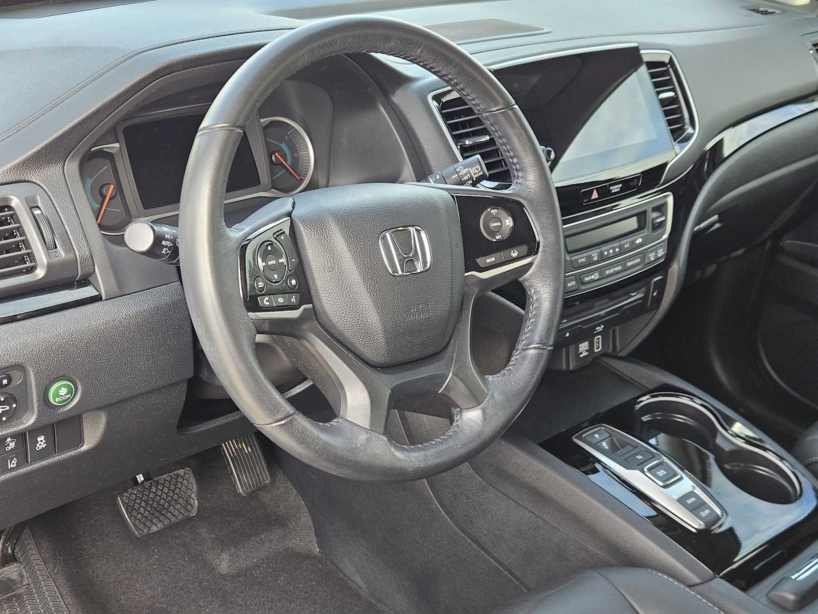 Thumbnail: 2020 Honda Pilot - 2