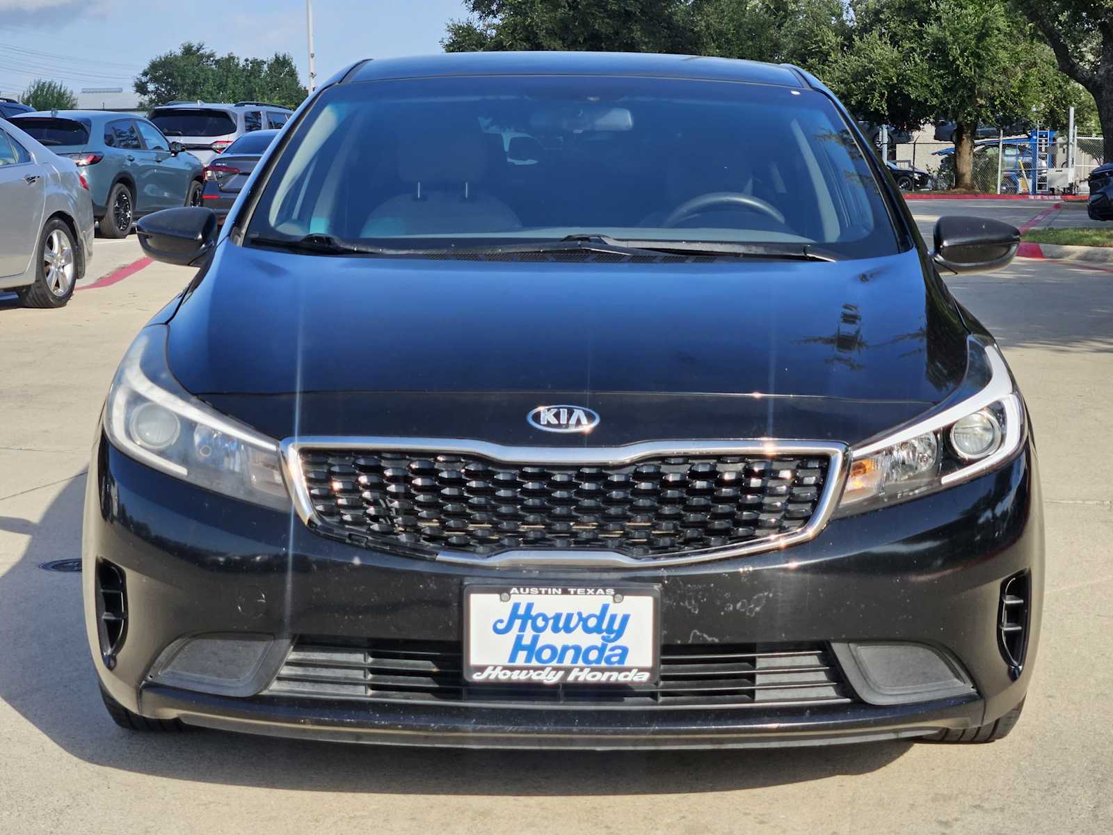 Thumbnail: 2017 Kia Forte - 3