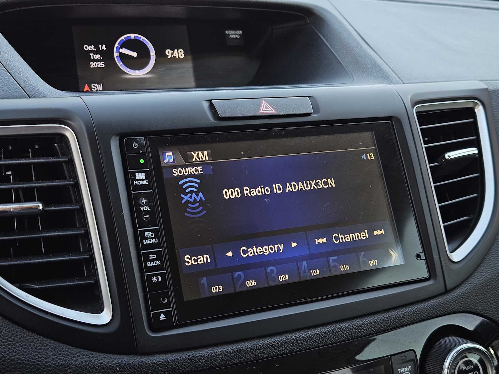 Thumbnail: 2016 Honda CR-V - 17