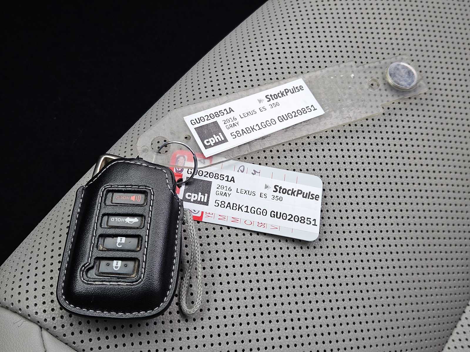 Thumbnail: 2016 Lexus ES - 33