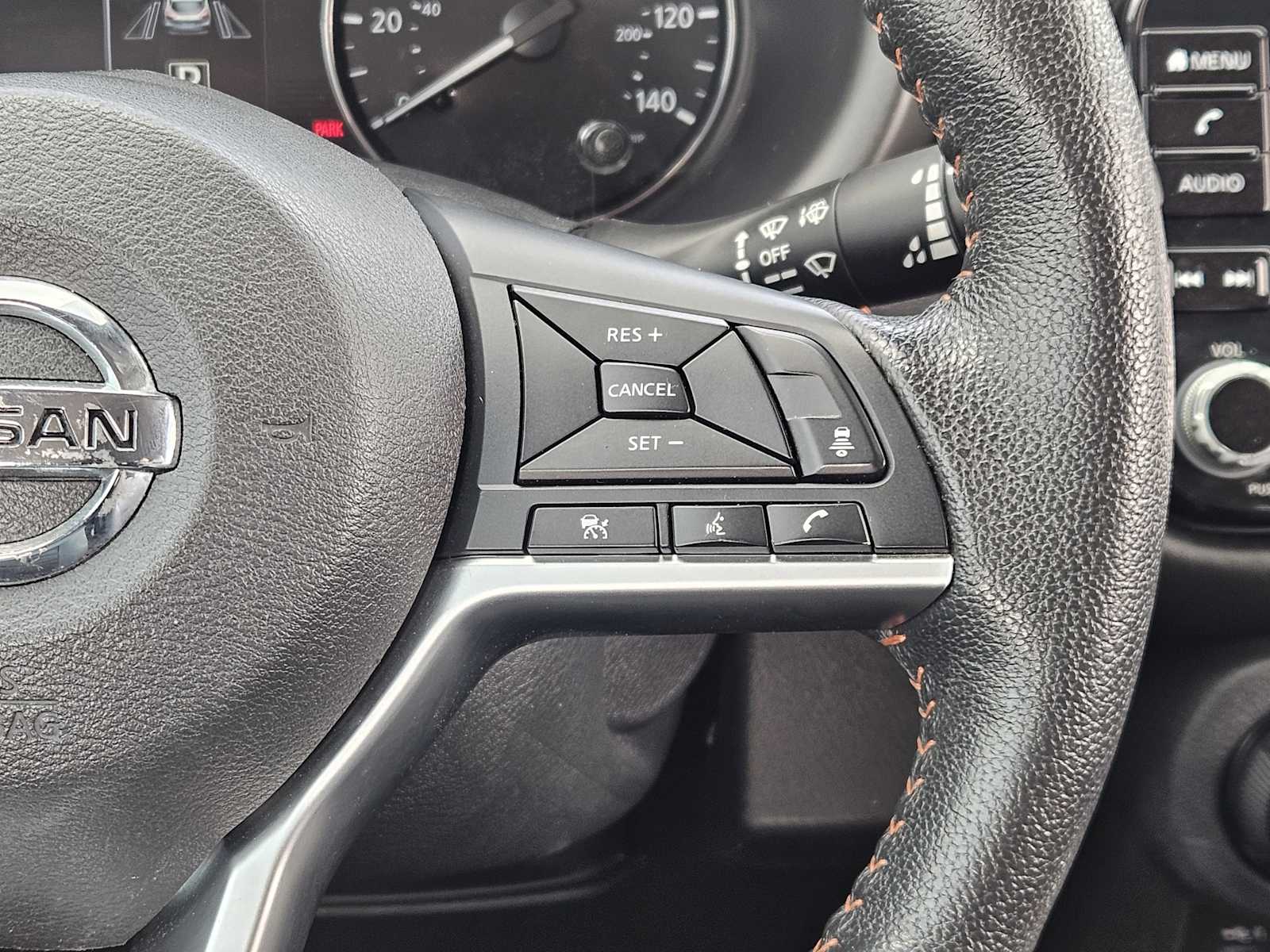 Thumbnail: 2021 Nissan Kicks - 25