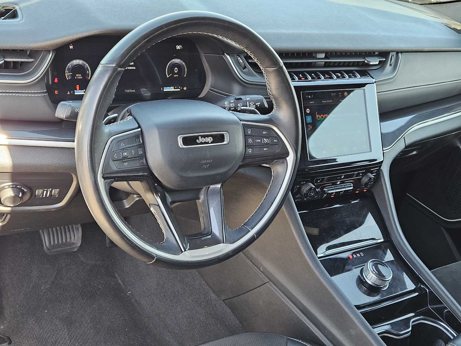 2021 Jeep Grand Cherokee Altitude photo 2