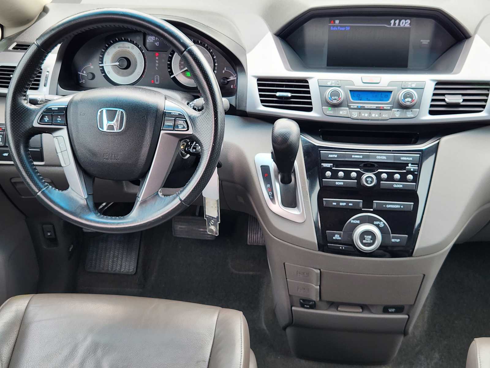 Thumbnail: 2011 Honda Odyssey - 27