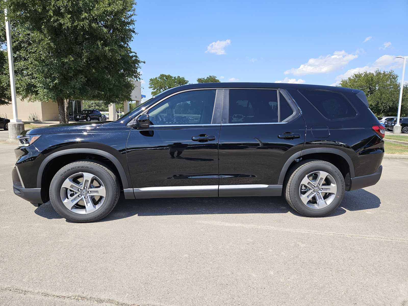 Thumbnail: 2025 Honda Pilot - 4