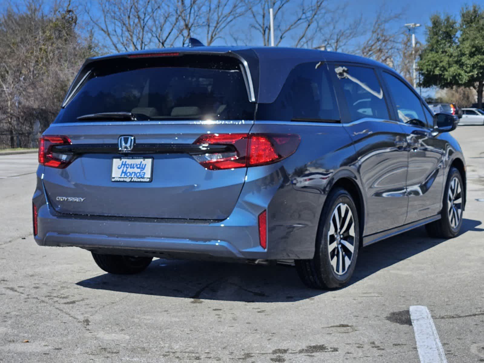 2026 Honda Odyssey EX-L photo 4