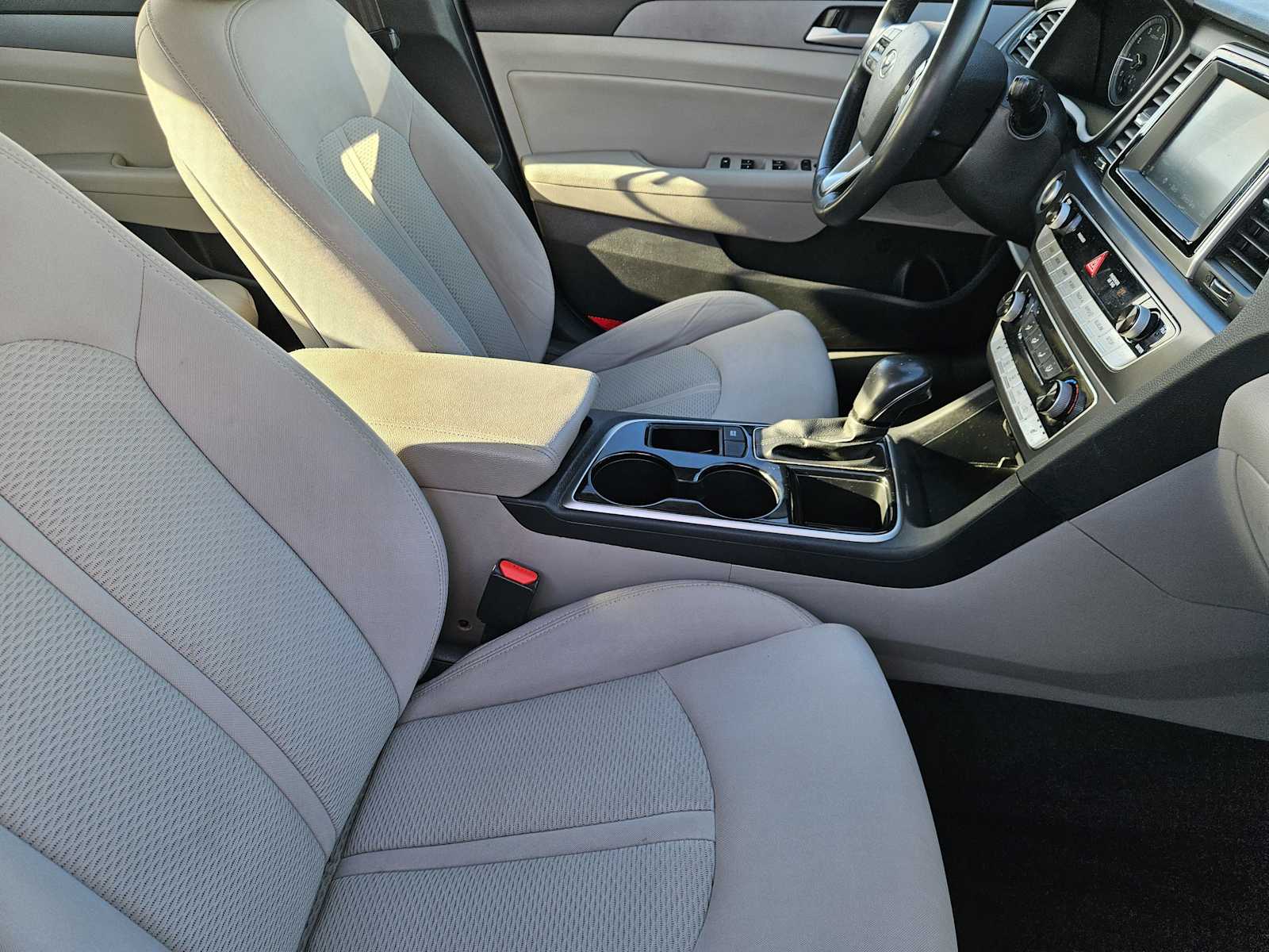 Thumbnail: 2018 Hyundai Sonata - 13