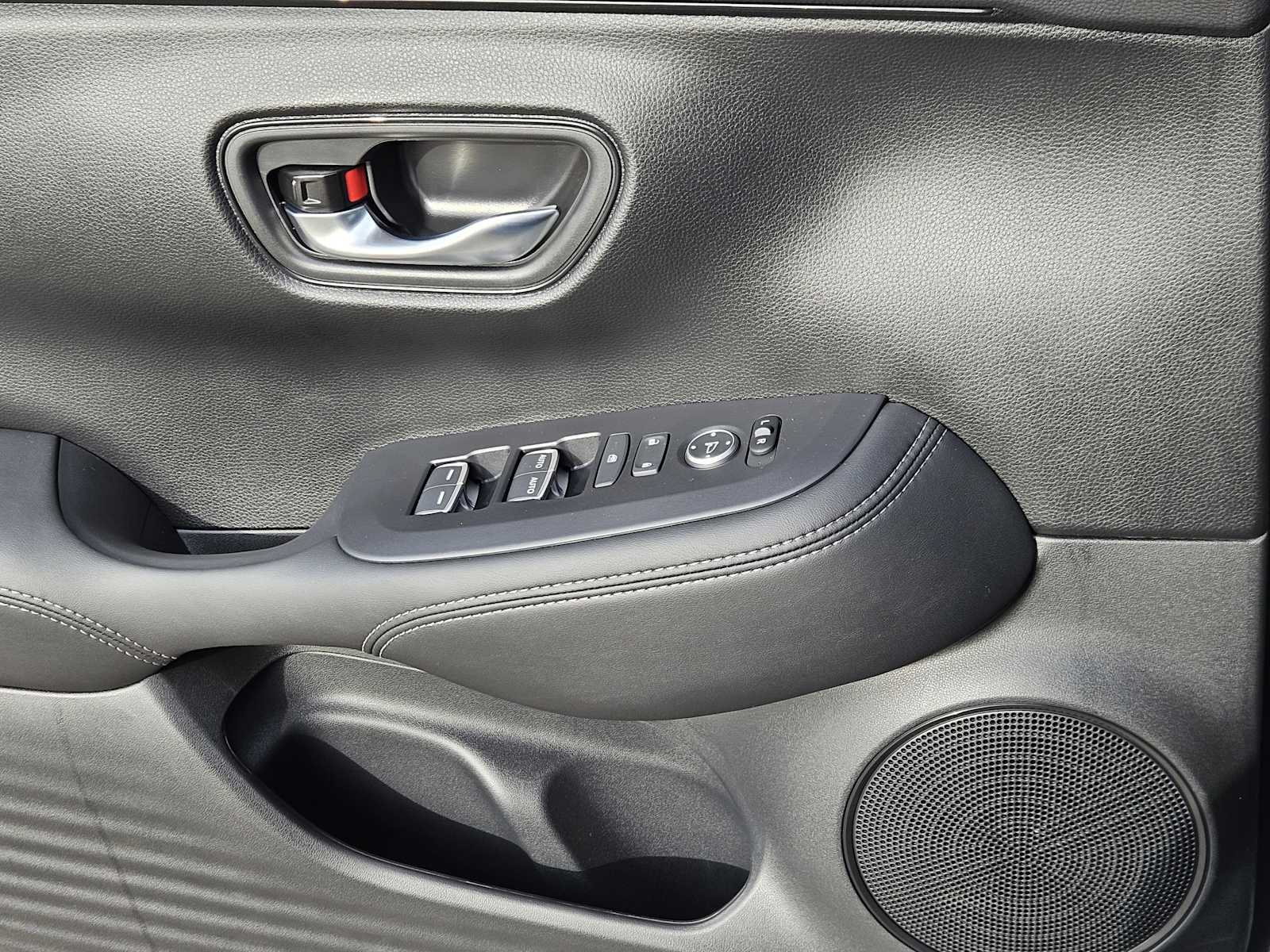 Thumbnail: 2026 Honda HR-V - 18