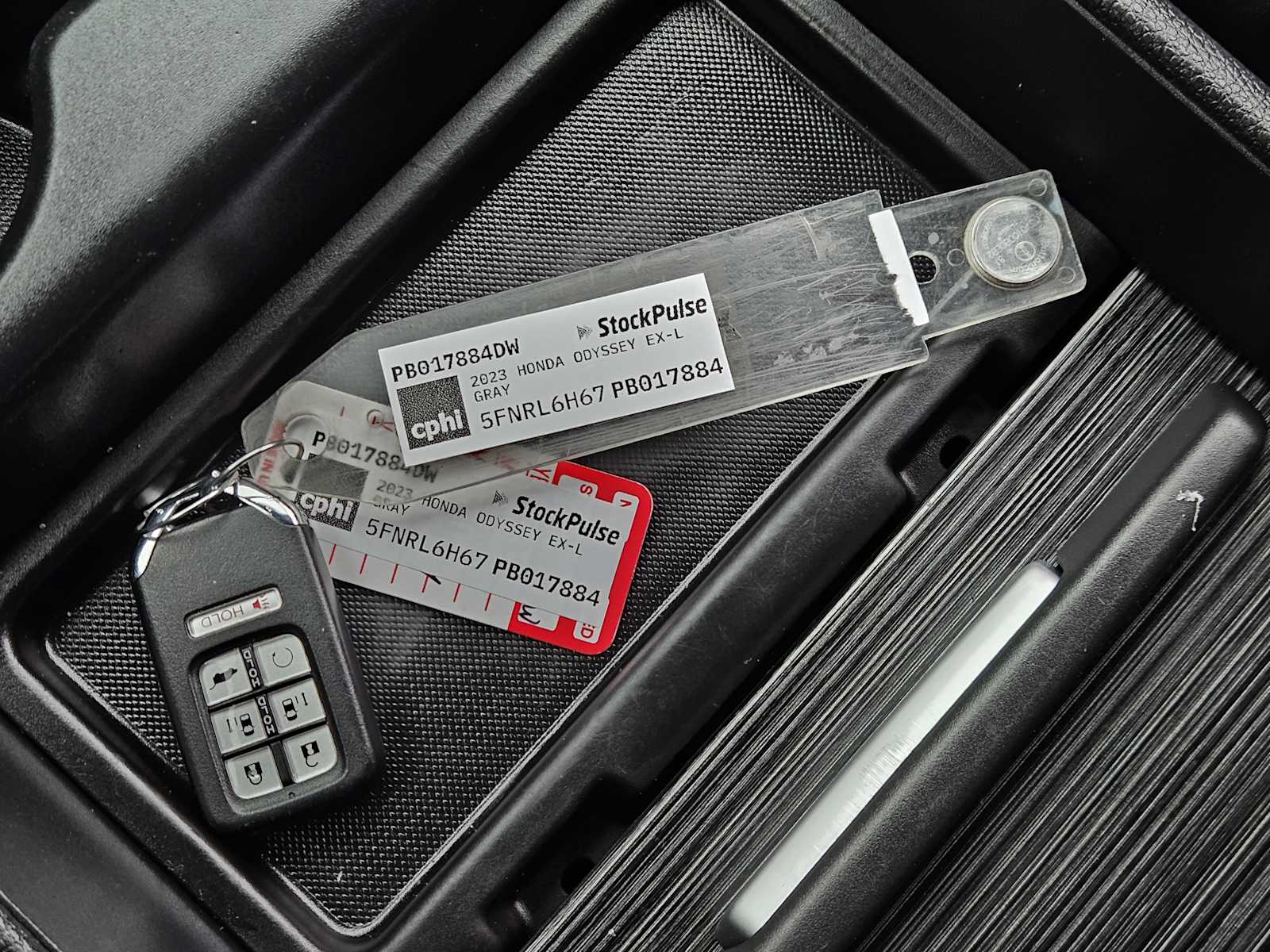 Thumbnail: 2023 Honda Odyssey - 34