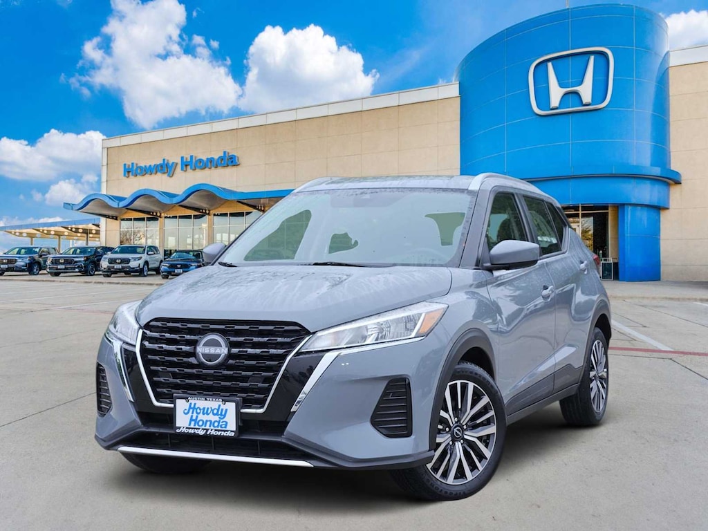 Used 2022 Nissan Kicks SV SUV