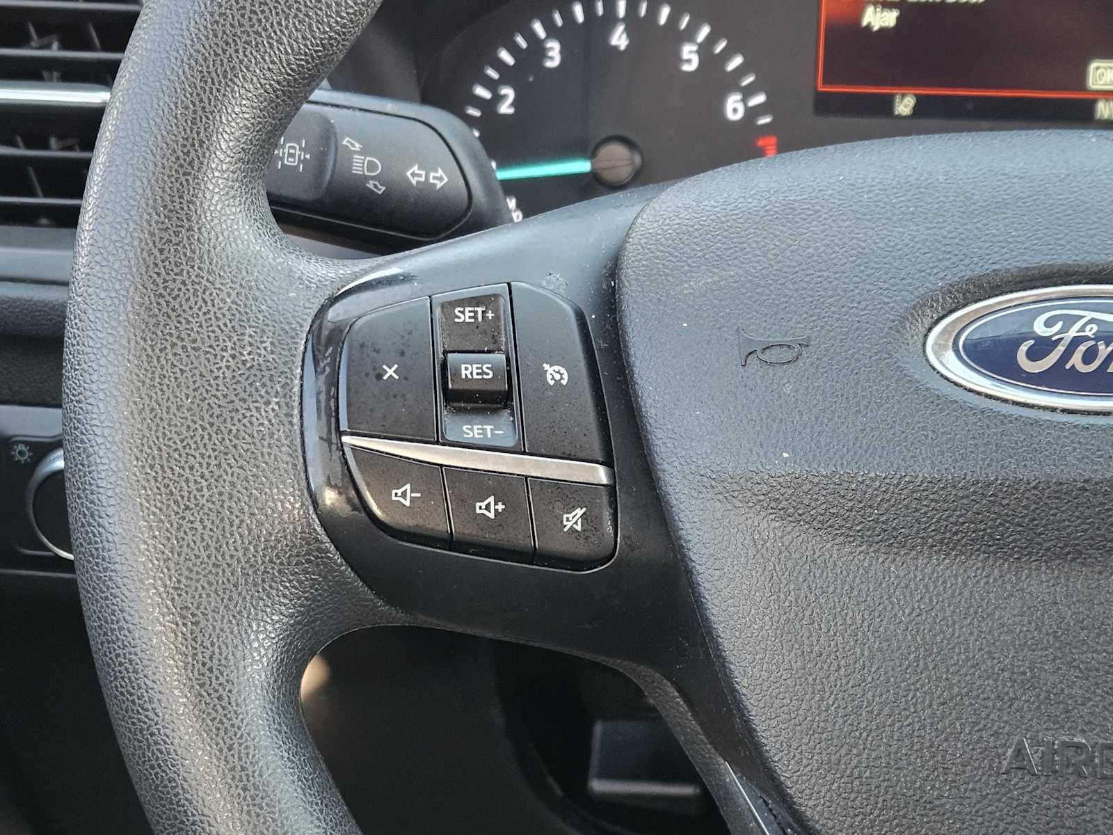 Thumbnail: 2022 Ford Escape - 24