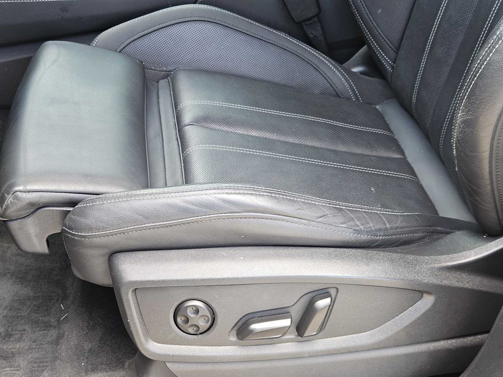 Thumbnail: 2022 Audi Q5 - 24