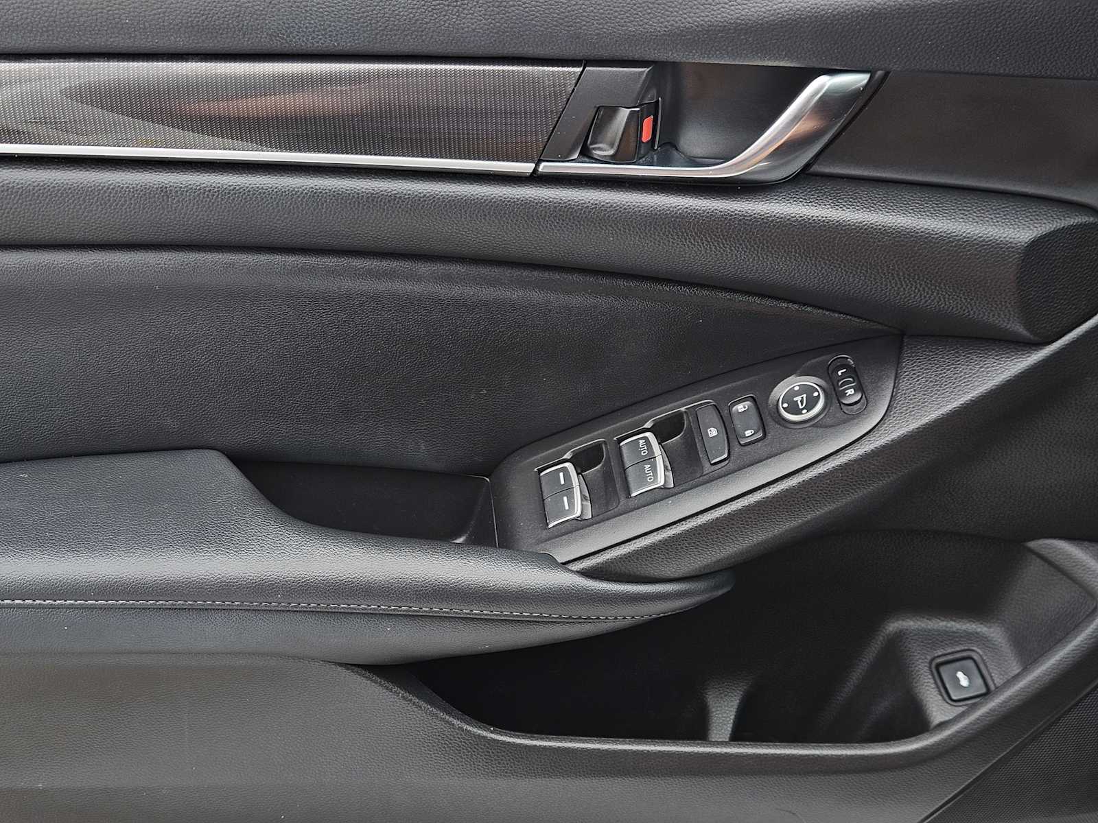 Thumbnail: 2021 Honda Accord - 22