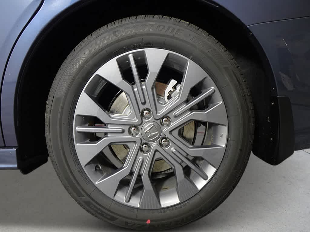 Thumbnail: 2026 Honda Odyssey - 10