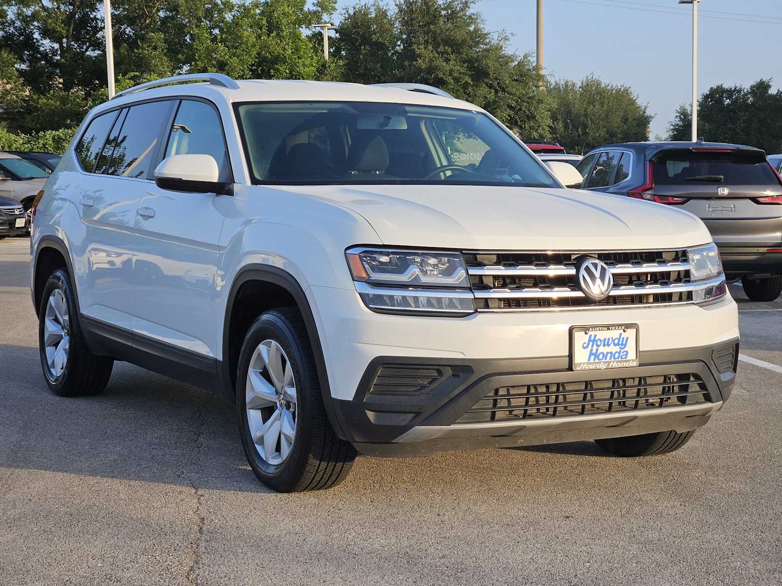 Thumbnail: 2018 Volkswagen Atlas - 4