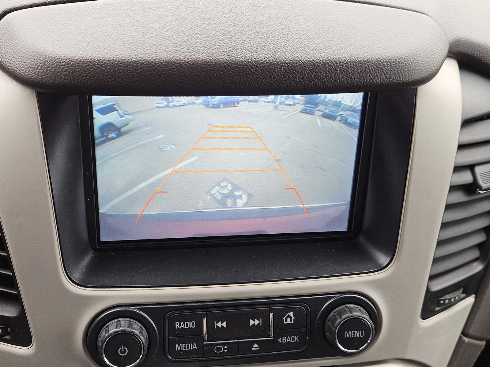 Thumbnail: 2016 GMC Yukon XL - 17