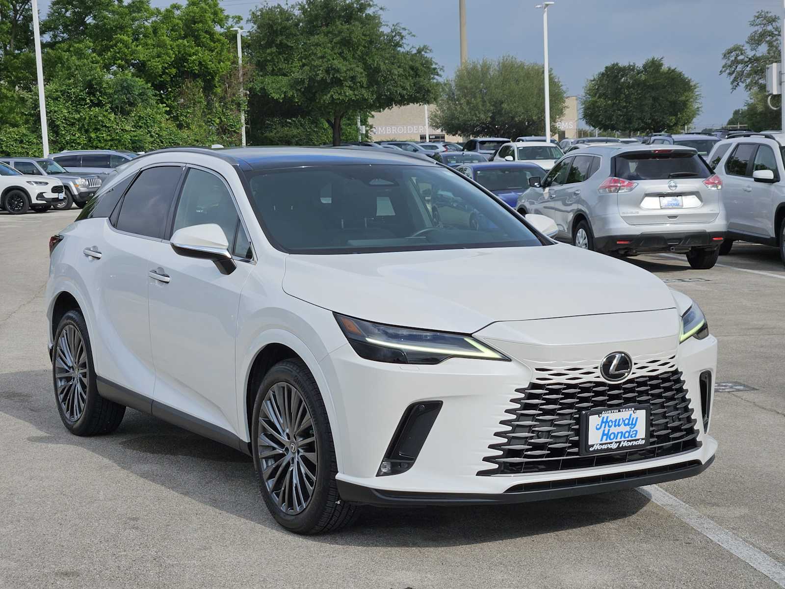 Thumbnail: 2023 Lexus RX - 3