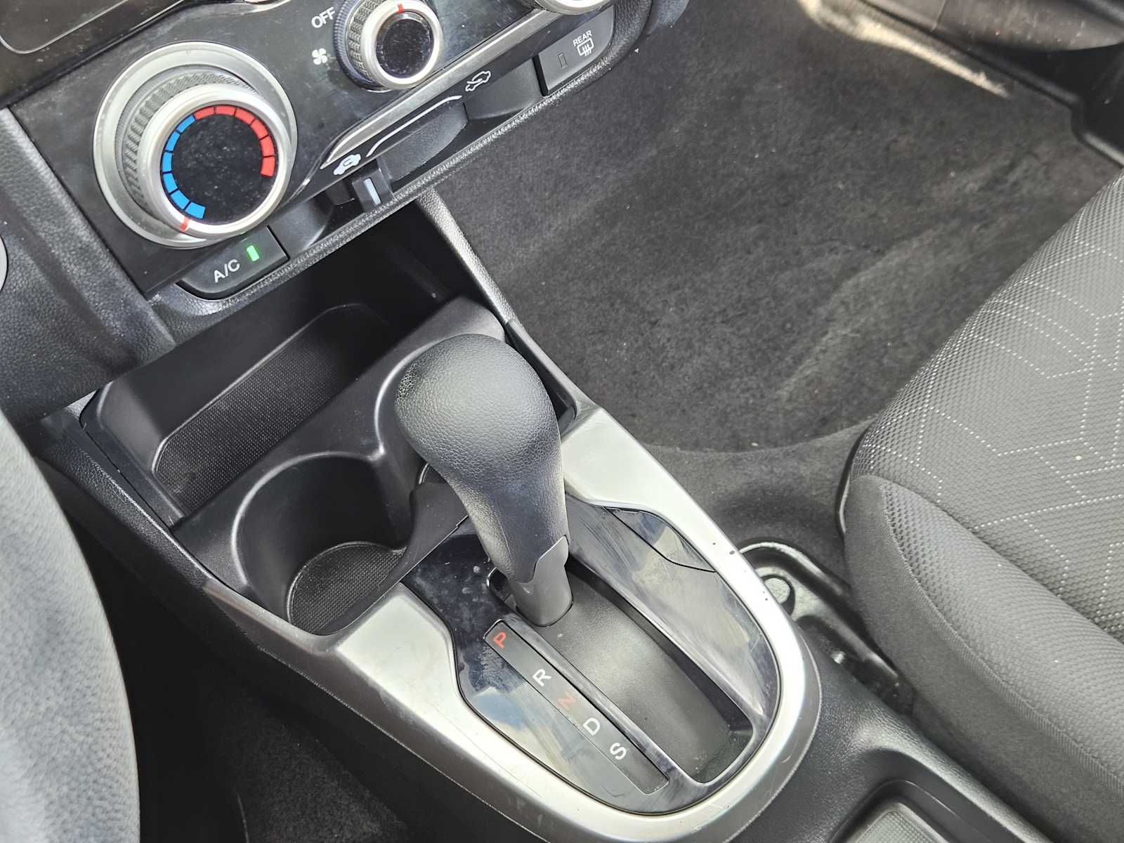 Thumbnail: 2015 Honda Fit - 19