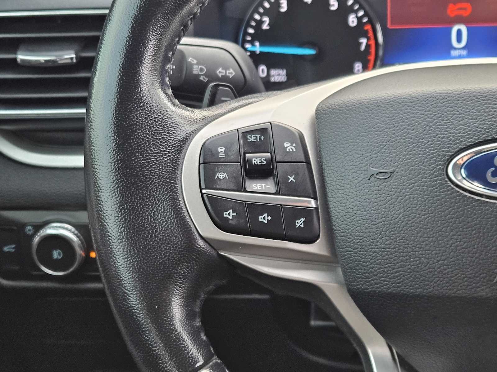Thumbnail: 2020 Ford Explorer - 26
