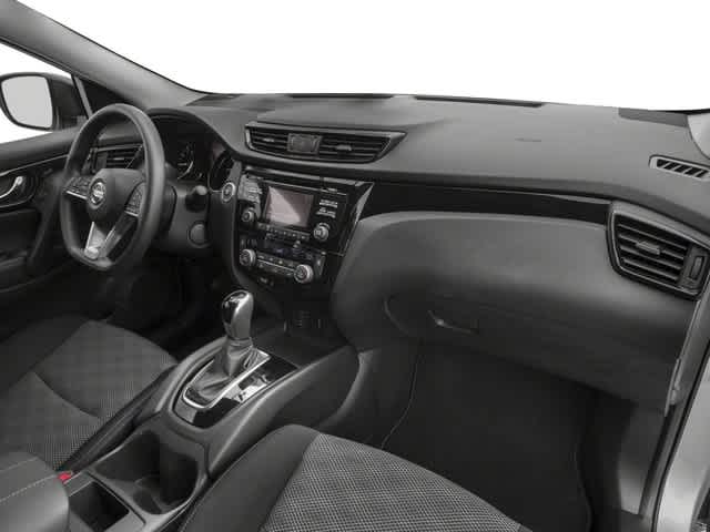 Thumbnail: 2018 Nissan Rogue Sport - 18