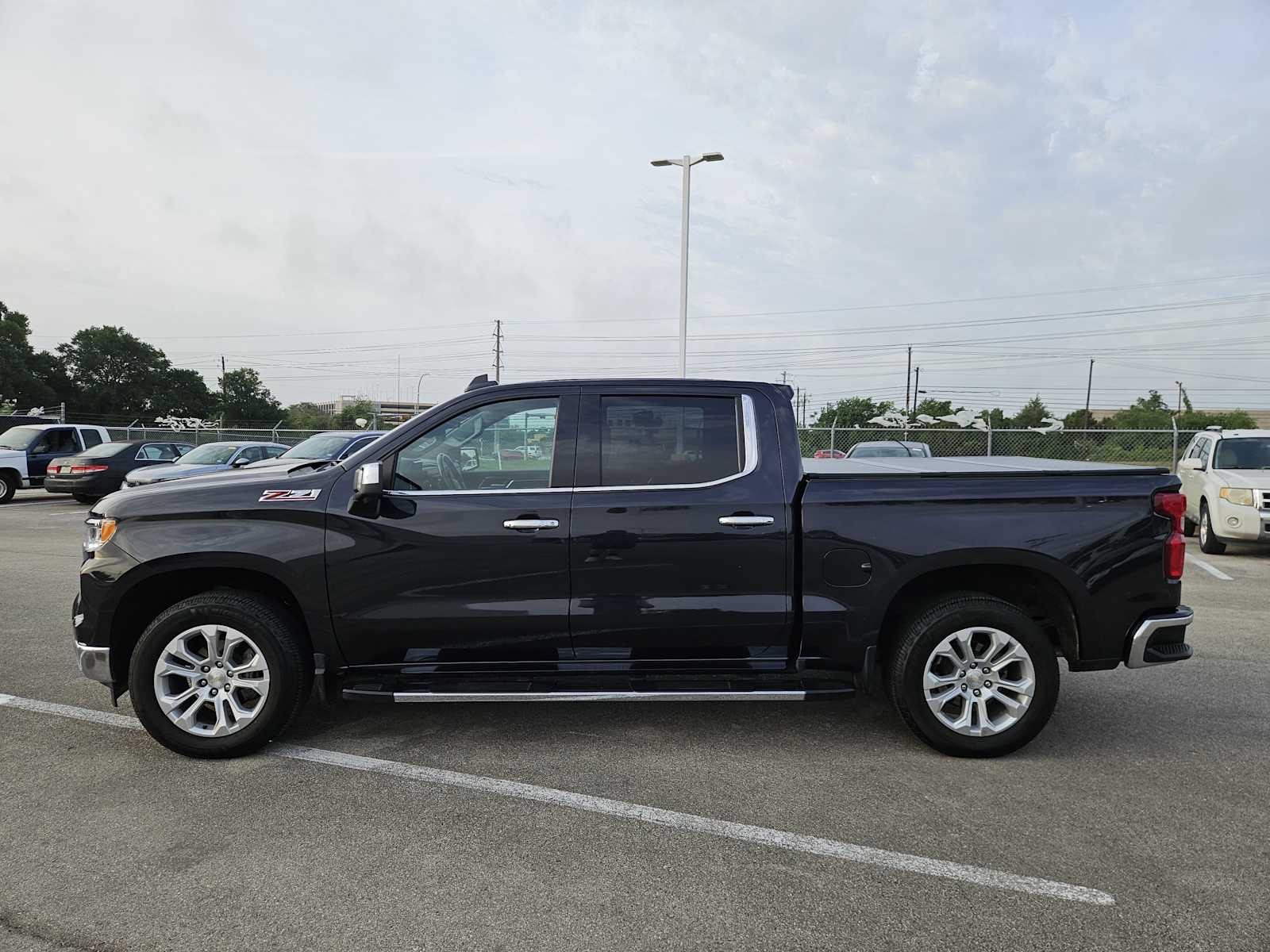 Thumbnail: 2023 Chevrolet Silverado 1500 - 4