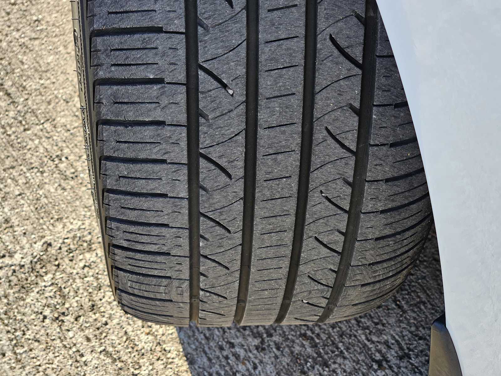 Thumbnail: 2017 Hyundai Veloster - 10