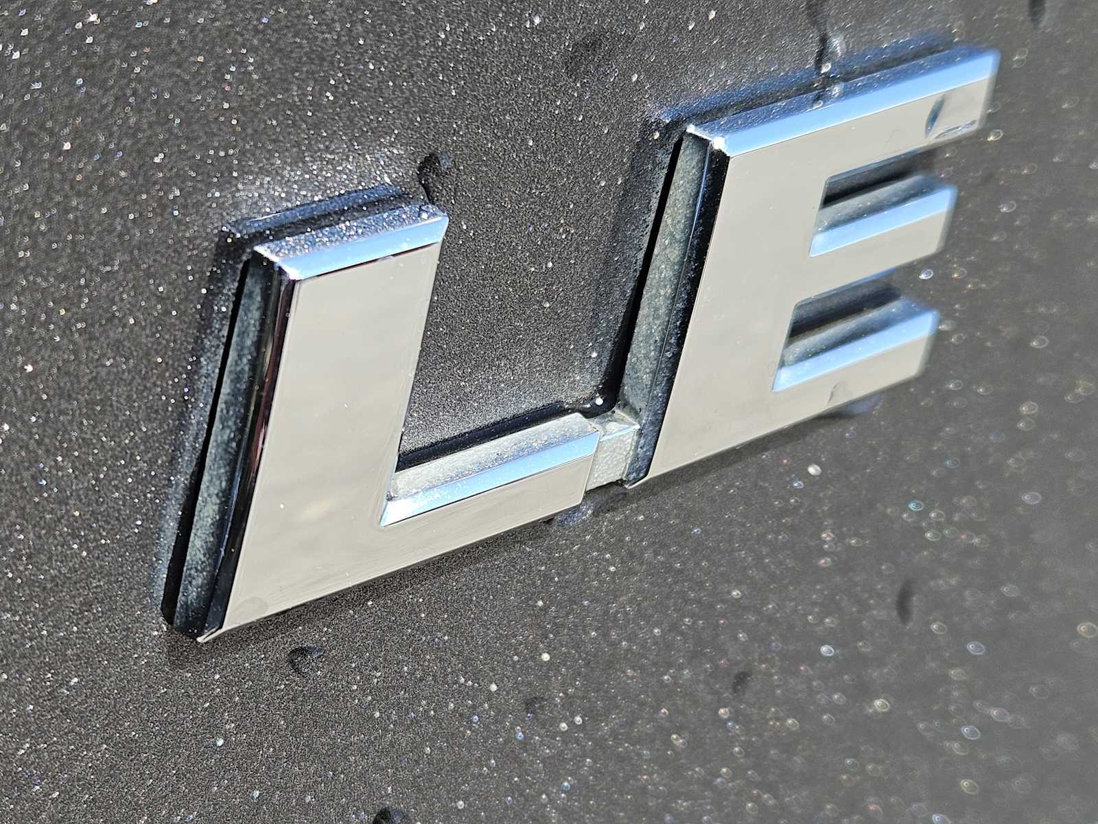 Thumbnail: 2020 Toyota RAV4 - 12