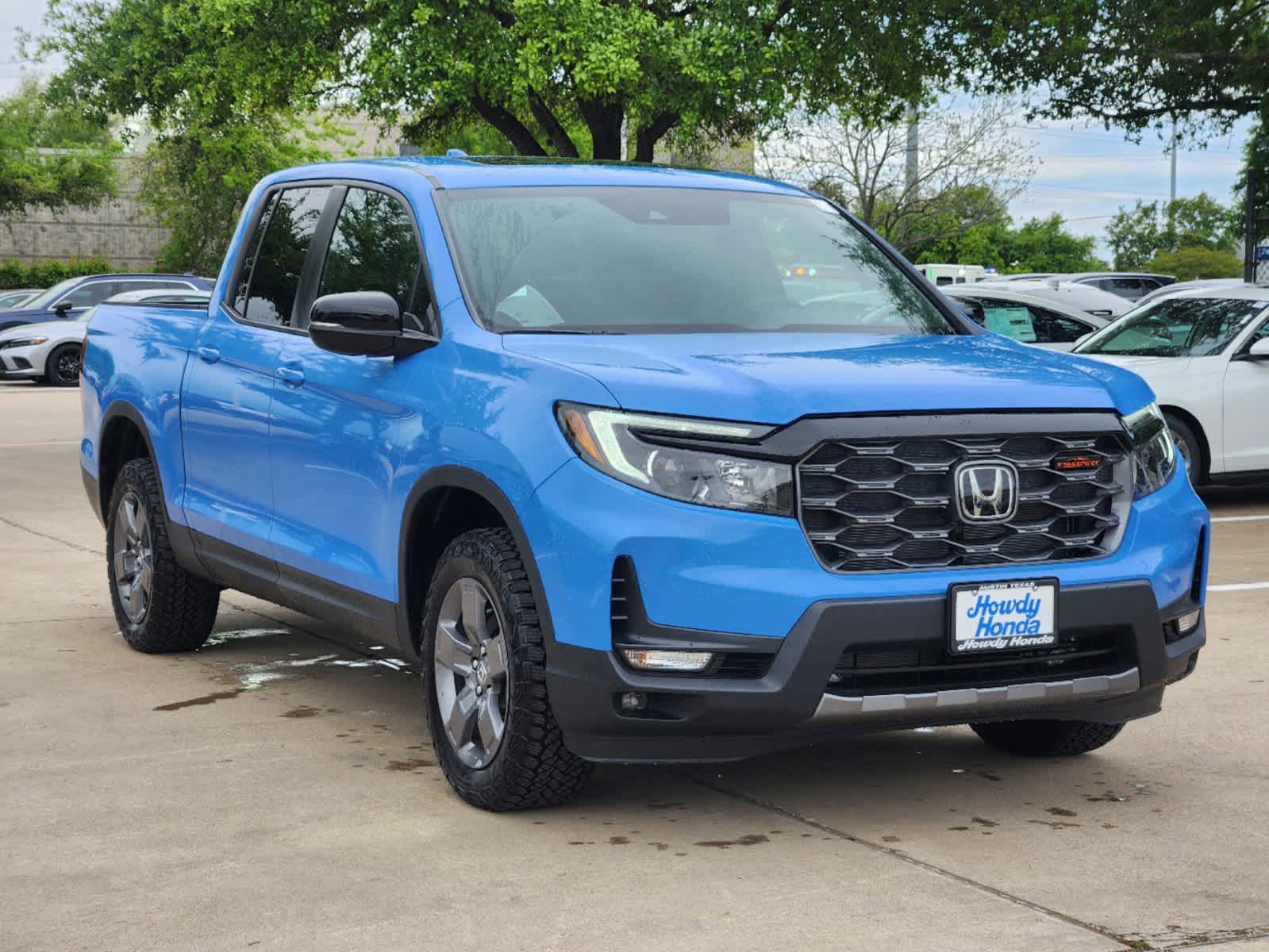 2025 Honda Ridgeline TrailSport photo 3