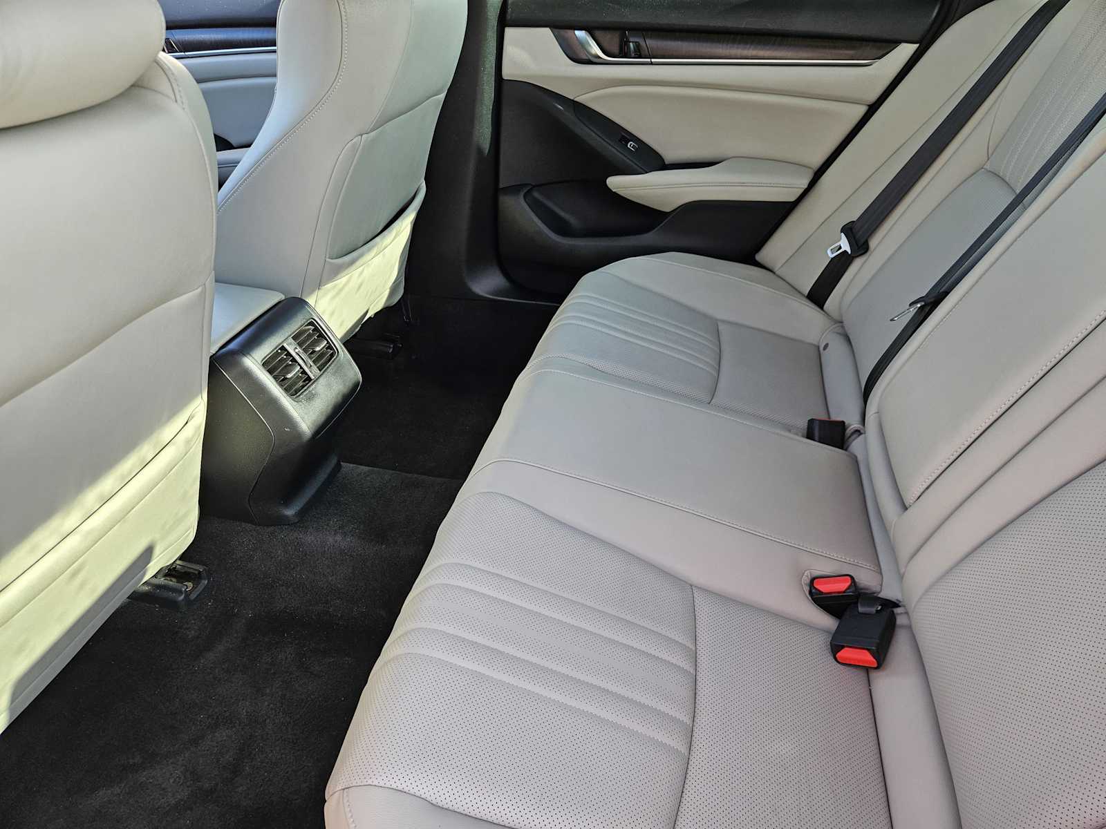 Thumbnail: 2019 Honda Accord - 28