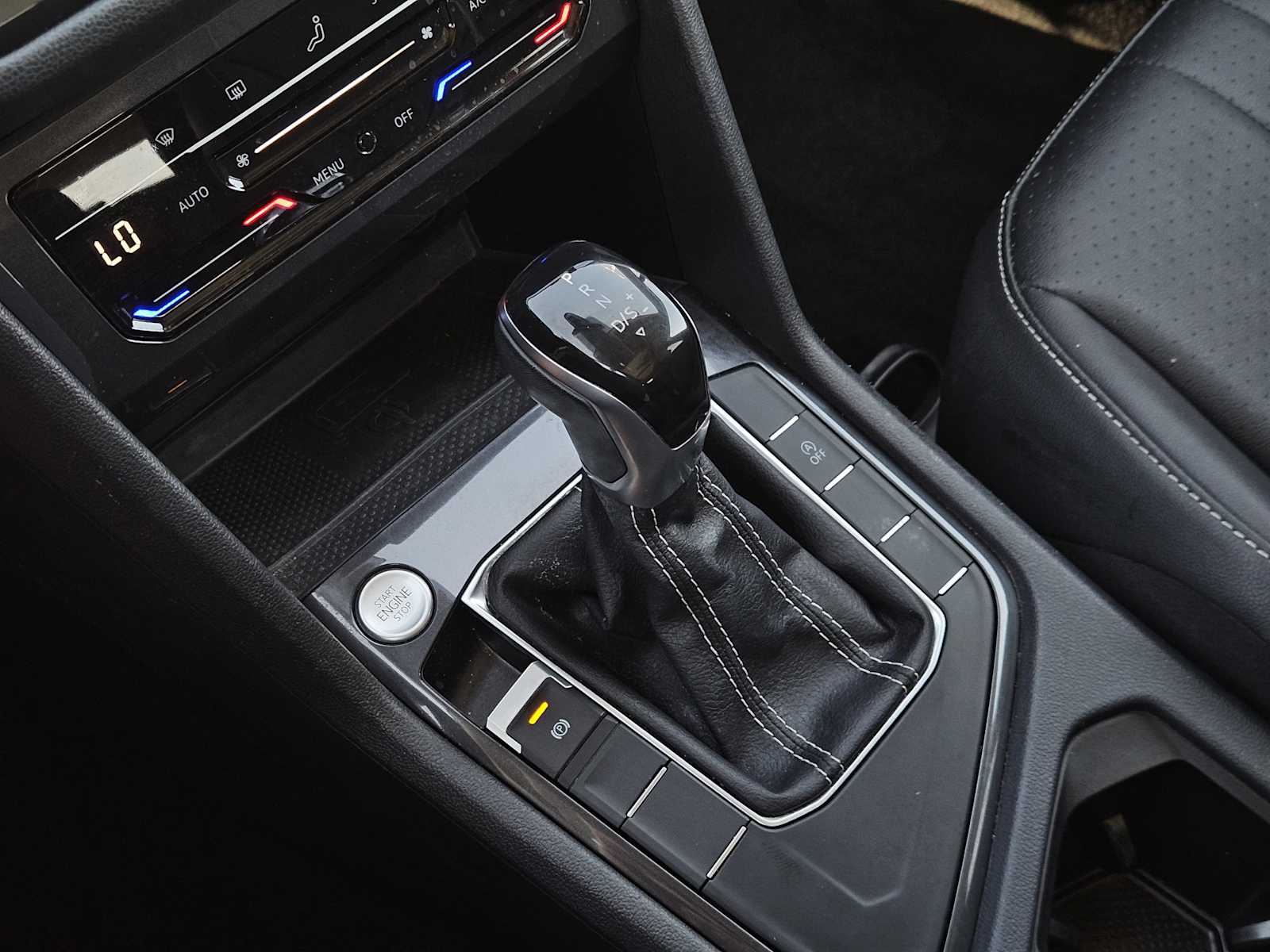 Thumbnail: 2023 Volkswagen Tiguan - 20