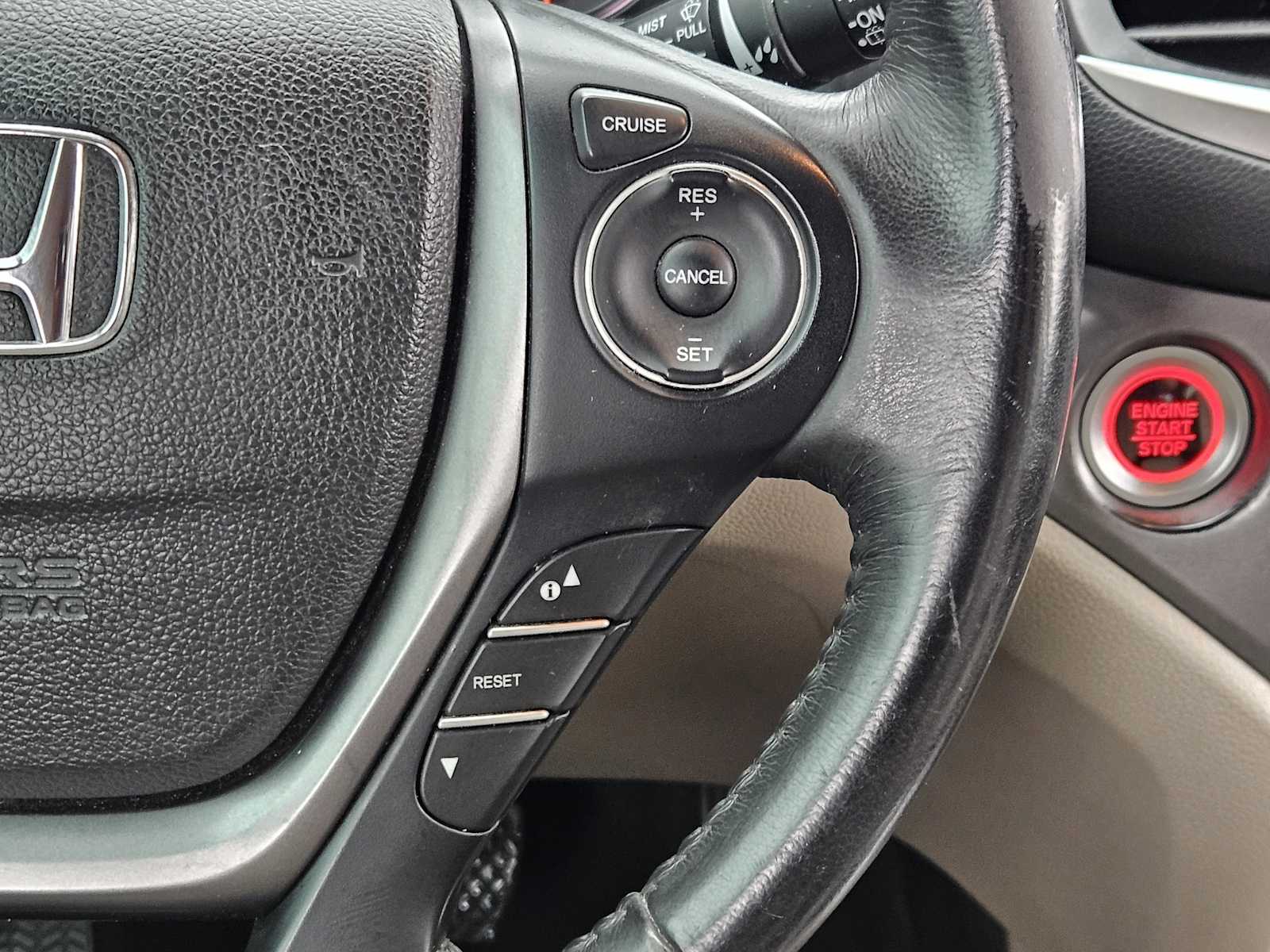 Thumbnail: 2018 Honda Pilot - 27