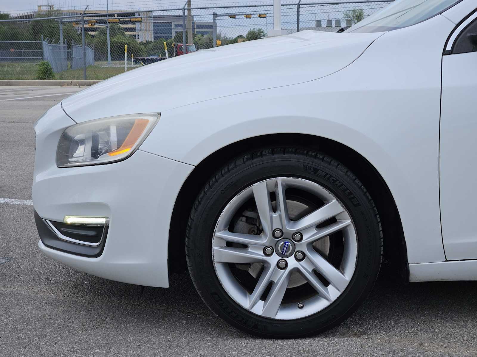 Thumbnail: 2015 Volvo S60 - 8