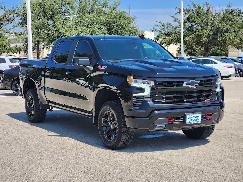 Used 2024 Chevrolet Silverado 1500 LT Trail Boss Truck Crew Cab