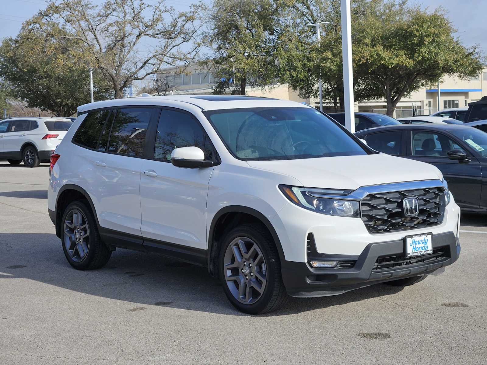 Thumbnail: 2023 Honda Passport - 3