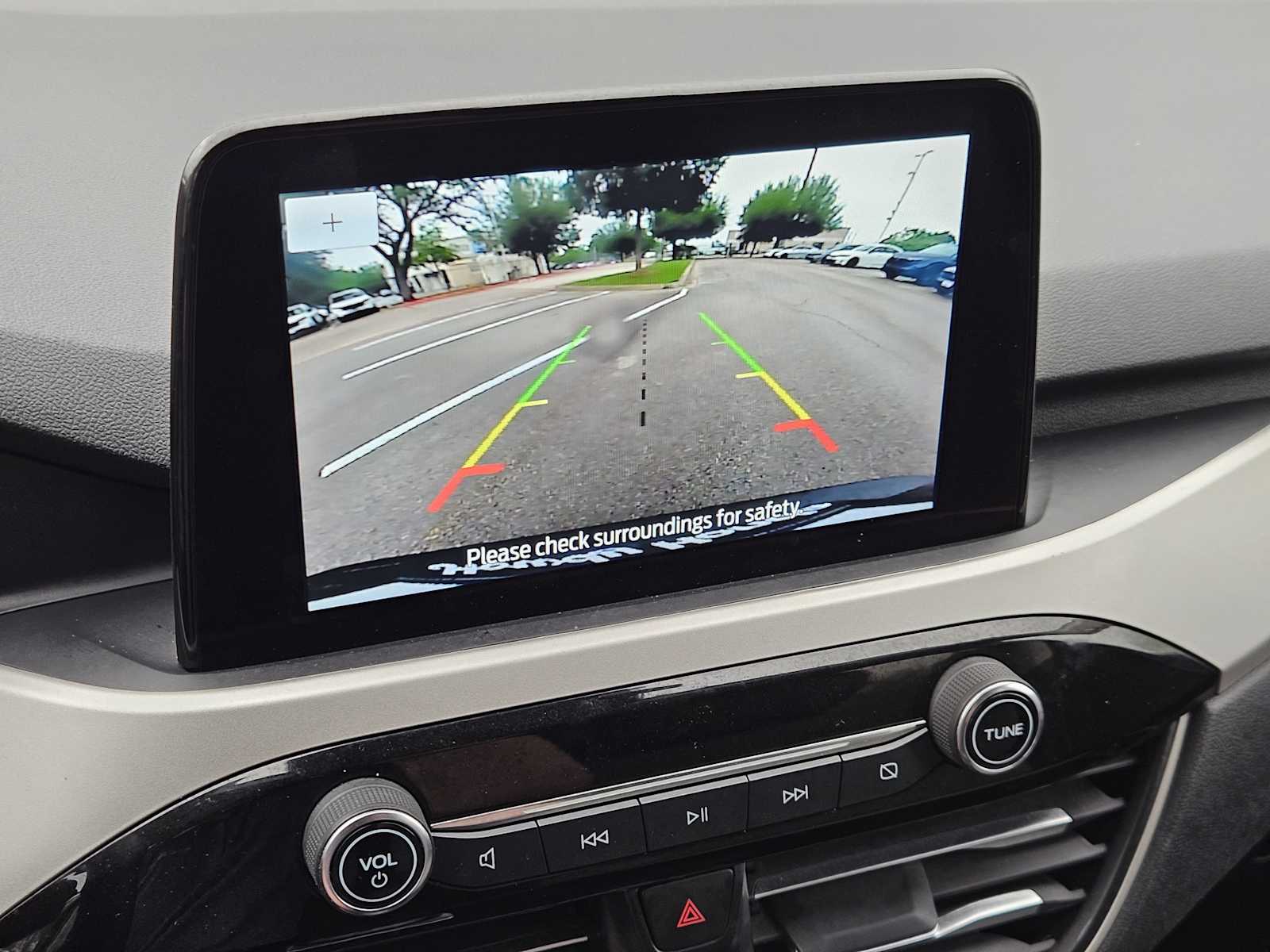 Thumbnail: 2022 Ford Escape - 18