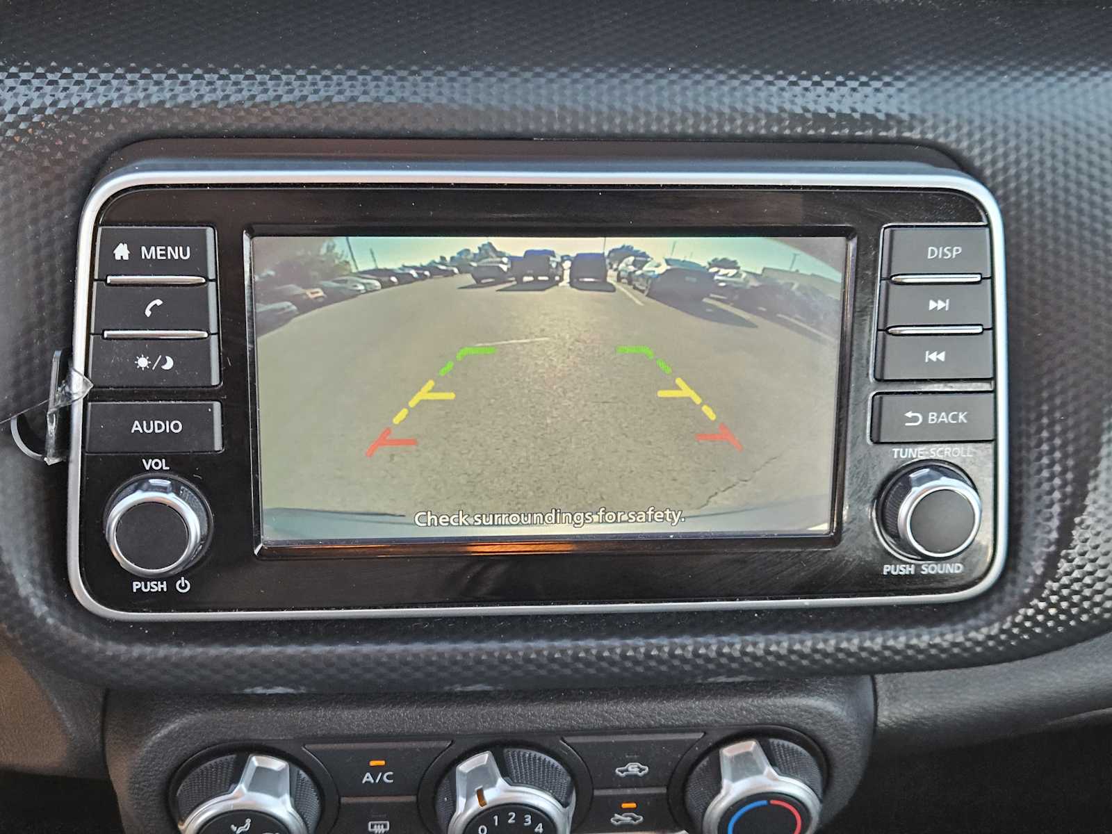 Thumbnail: 2021 Nissan Kicks - 17