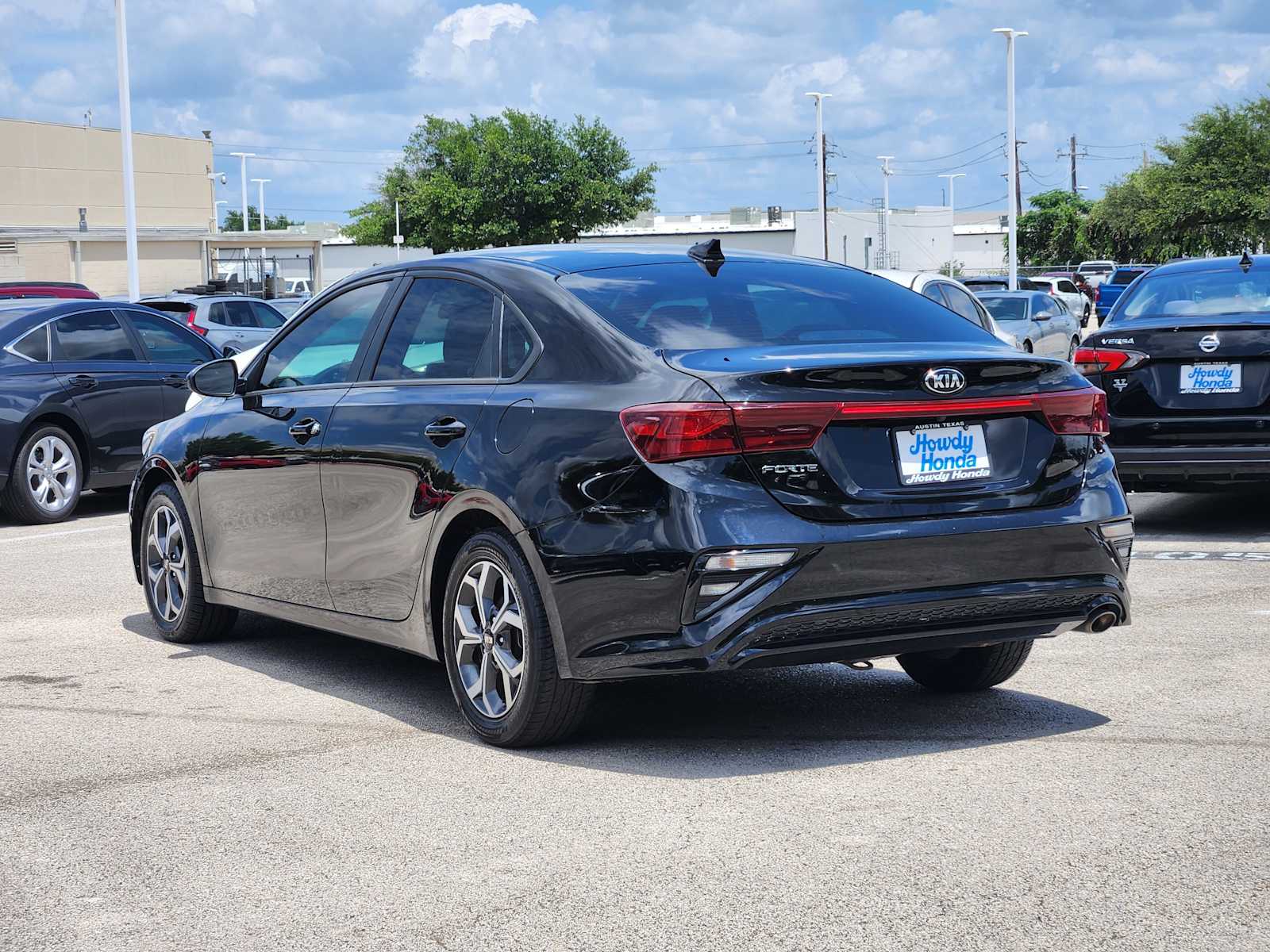Thumbnail: 2021 Kia Forte - 4