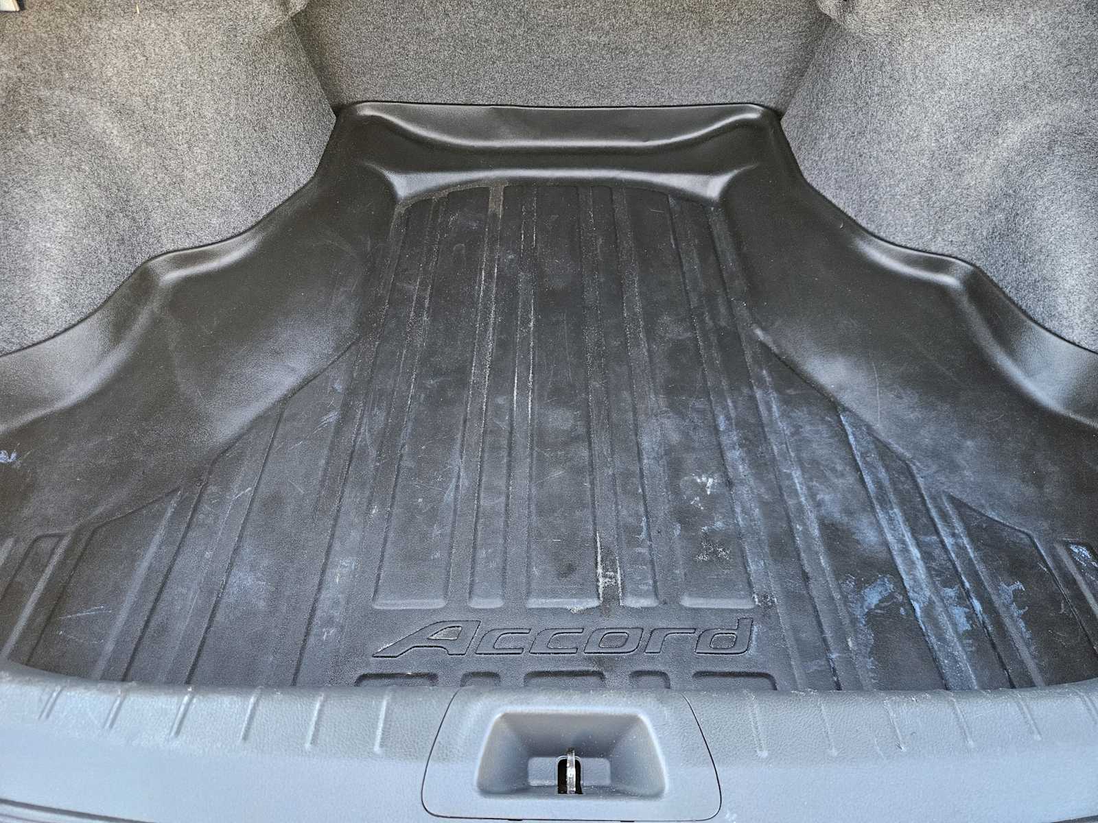 Thumbnail: 2010 Honda Accord - 29