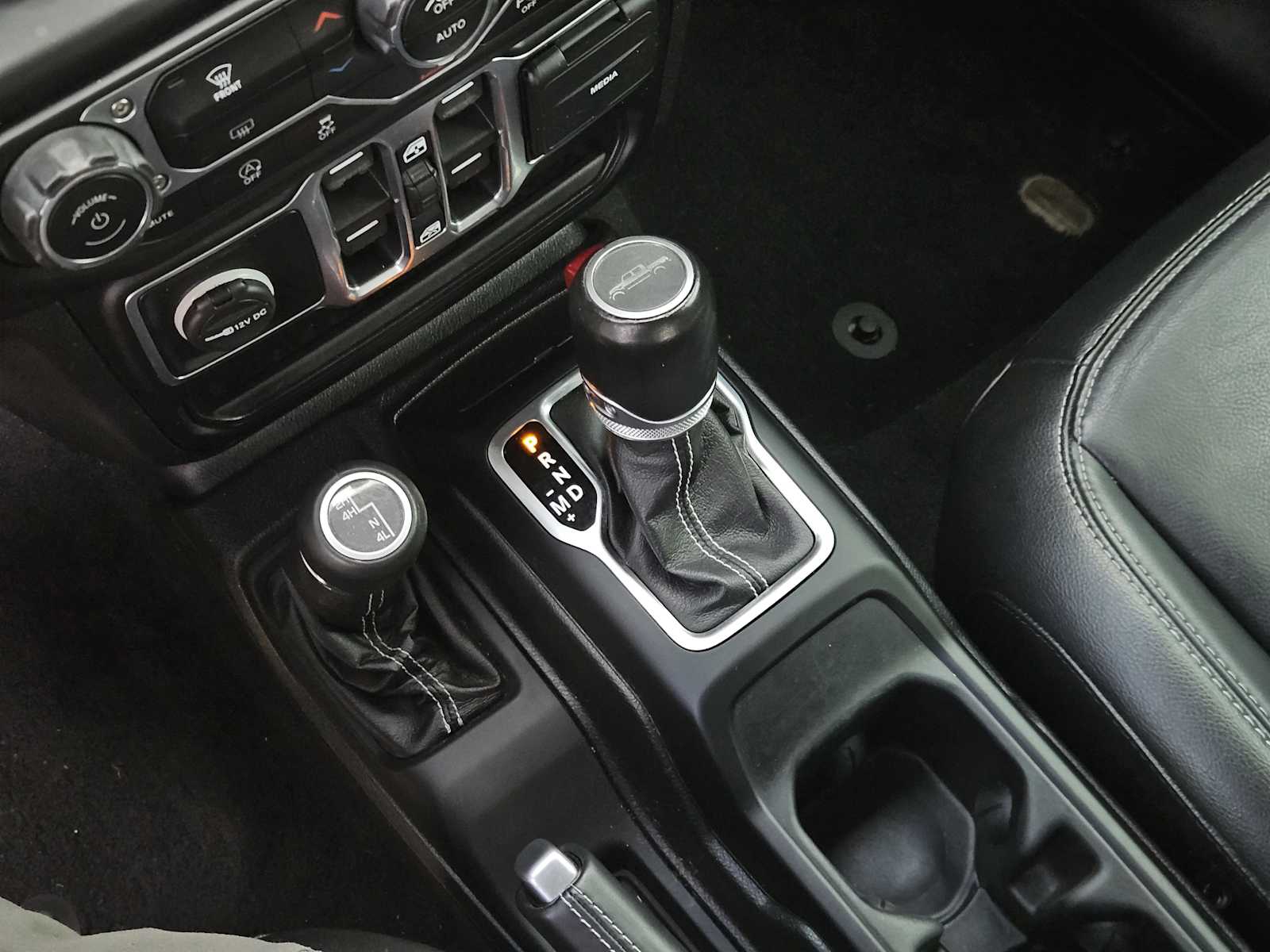 Thumbnail: 2021 Jeep Gladiator - 20